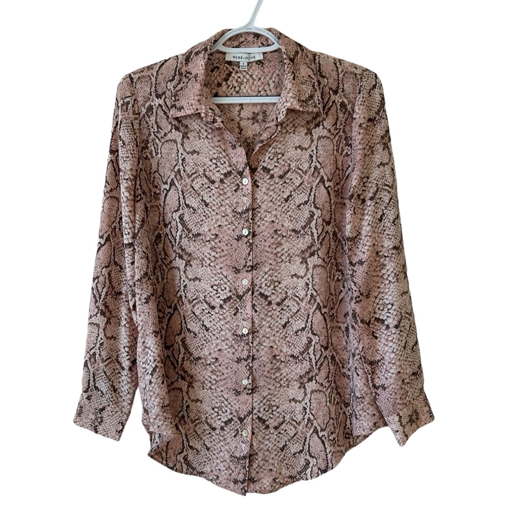 Rose+Olive women’s Pink Snake Print V Neck Button Up Long Sleeve Blouse Size S